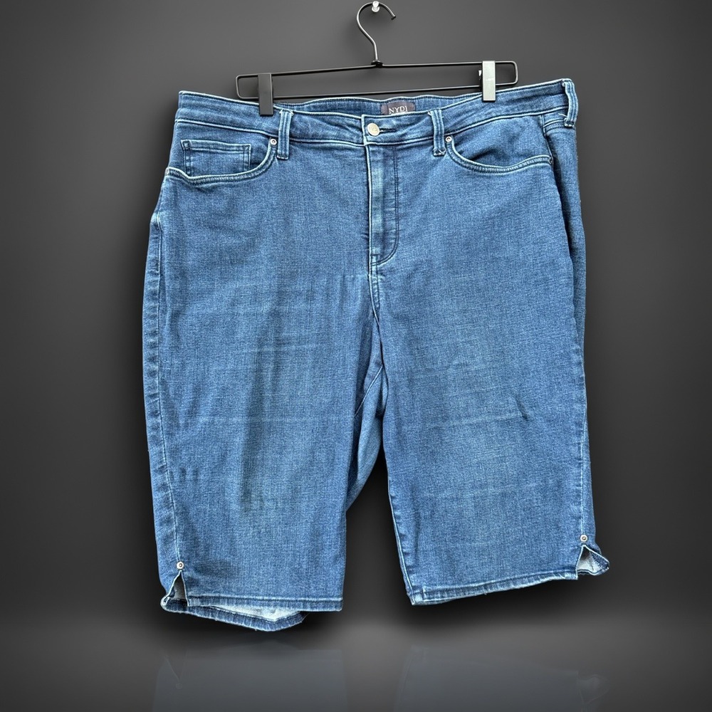 NYDJ Denim Shorts Women 16W Blue Lift Tuck Clean Genesis Casual Classic